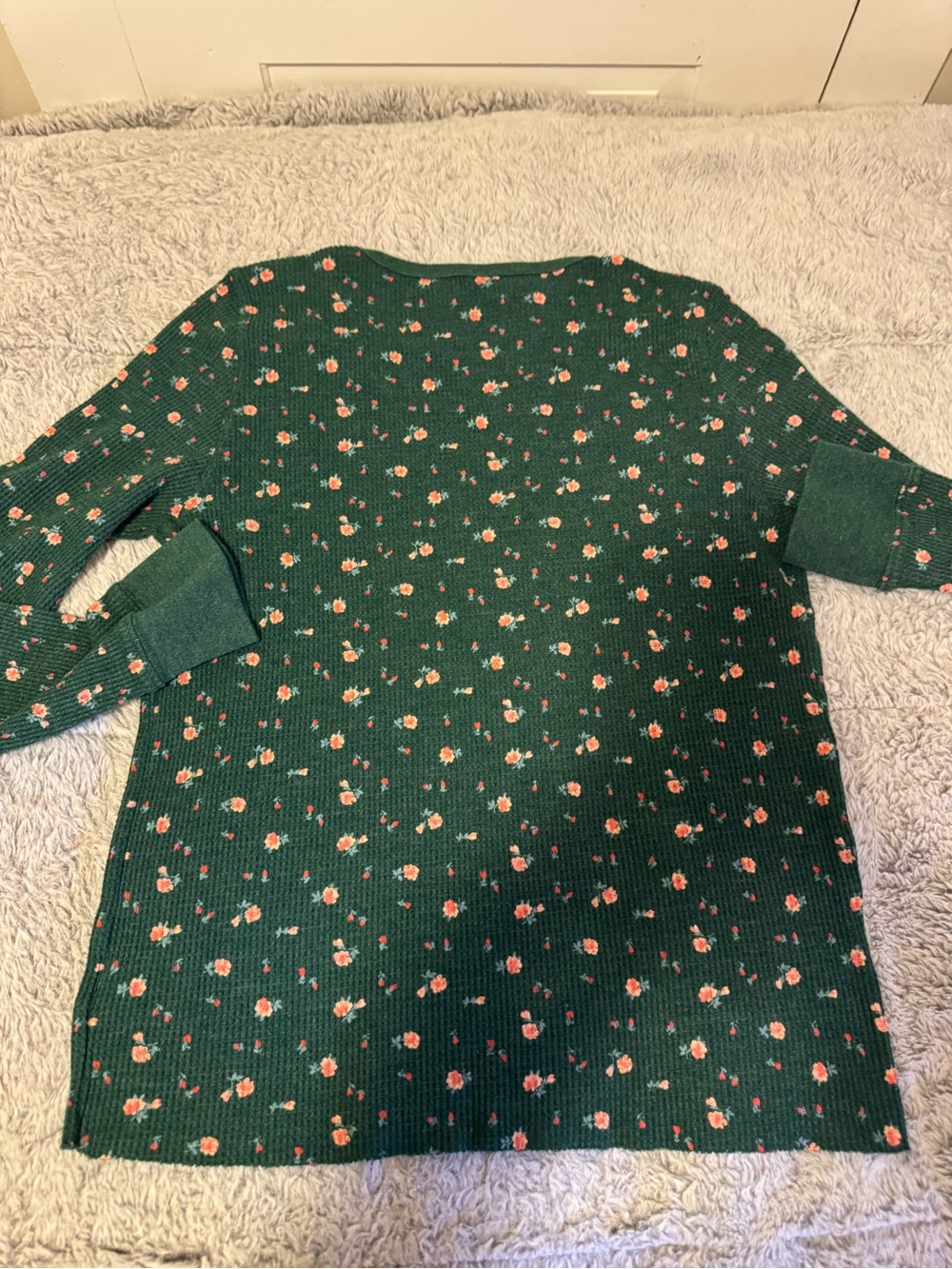 American Eagle Outfitters Green Floral Waffle Long Sleeve Tee - Picture 4 of 4
